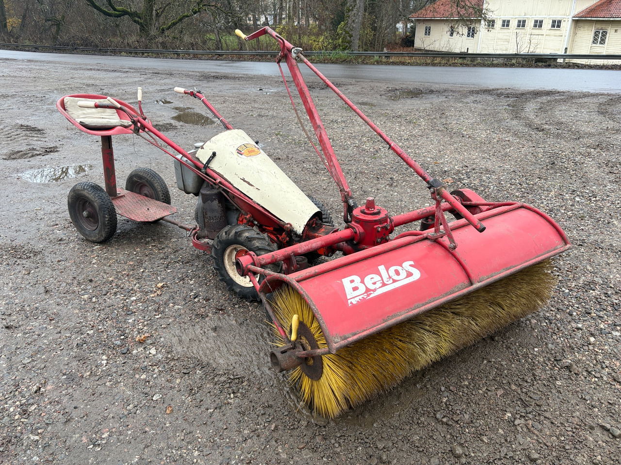 Belos IL-222 - Véhicule de voirie/ Spécial: photos 1 Belos IL-222 - Véhicule de voirie/ Spécial: photos 1