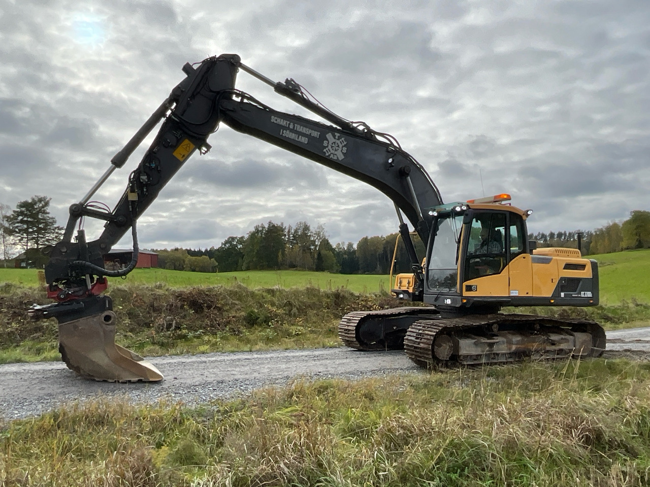 Volvo EC220DL - Pelle: photos 1 Volvo EC220DL - Pelle: photos 1