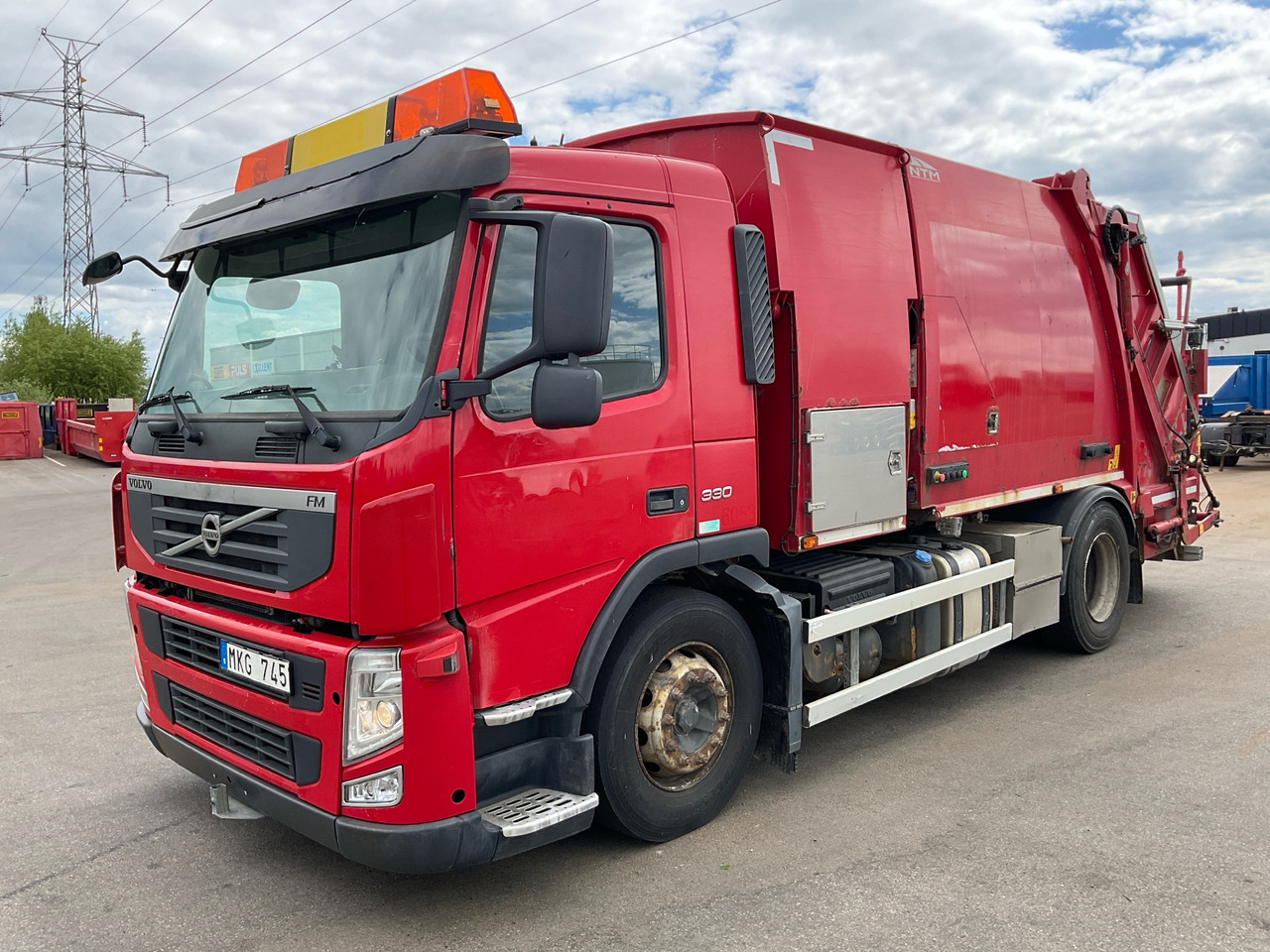 Volvo FM 330 - Benne à ordures ménagères: photos 1 Volvo FM 330 - Benne à ordures ménagères: photos 1