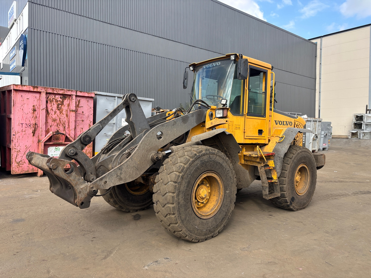 Volvo L60E - Chargeuse sur pneus: photos 1 Volvo L60E - Chargeuse sur pneus: photos 1