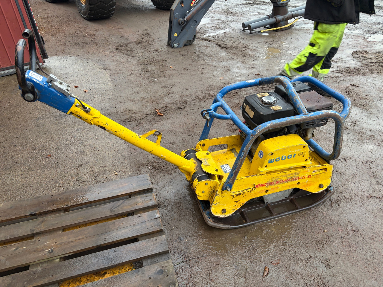 Weber CR 5 HD - Plaque vibrante: photos 1 Weber CR 5 HD - Plaque vibrante: photos 1