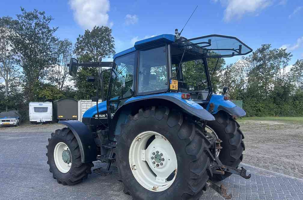 New Holland ts 90 sle - Tracteur agricole: photos 2 New Holland ts 90 sle - Tracteur agricole: photos 2