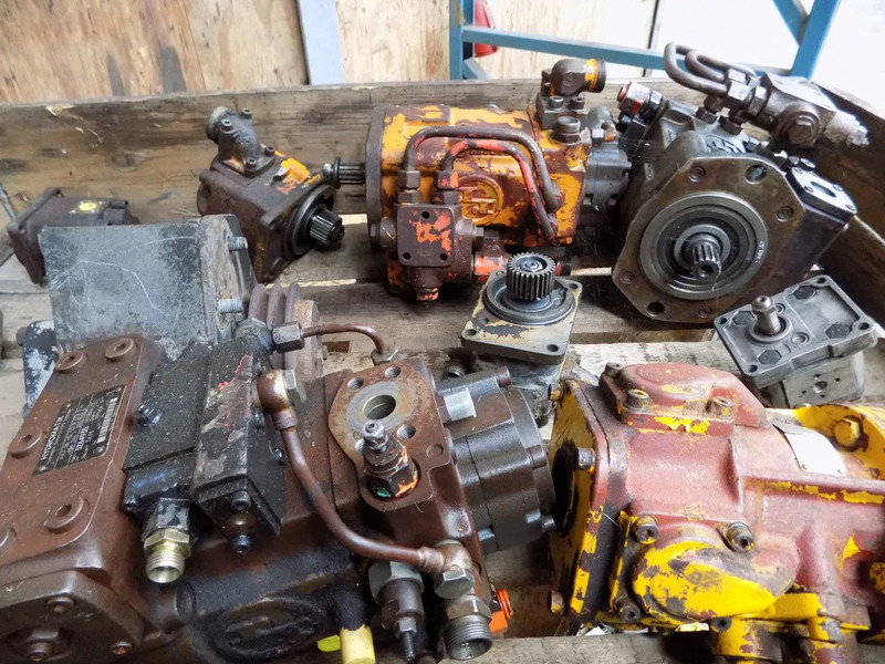 Diversen hydro motor hydrauliek - Engins de chantier: photos 2 Diversen hydro motor hydrauliek - Engins de chantier: photos 2