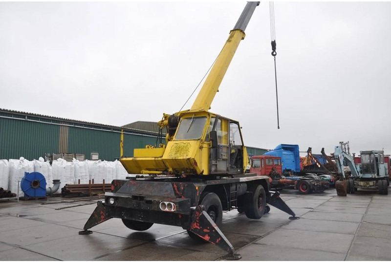 Gottwald Gottwald AMK35 telescopic crane - Grue tout-terrain: photos 3 Gottwald Gottwald AMK35 telescopic crane - Grue tout-terrain: photos 3