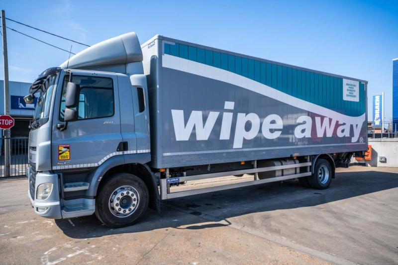 DAF CF 260 (19T) + DHOLLANDIA 2.5T. - Camion fourgon: photos 1 DAF CF 260 (19T) + DHOLLANDIA 2.5T. - Camion fourgon: photos 1