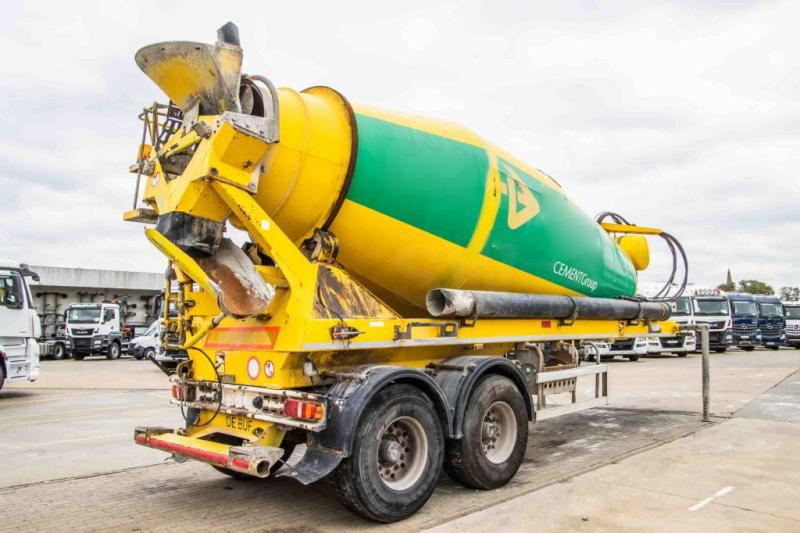 DE BUF BETON MIXER/MALAXEUR/MISCHER 10M3 - Semi-remorque malaxeur: photos 3 DE BUF BETON MIXER/MALAXEUR/MISCHER 10M3 - Semi-remorque malaxeur: photos 3