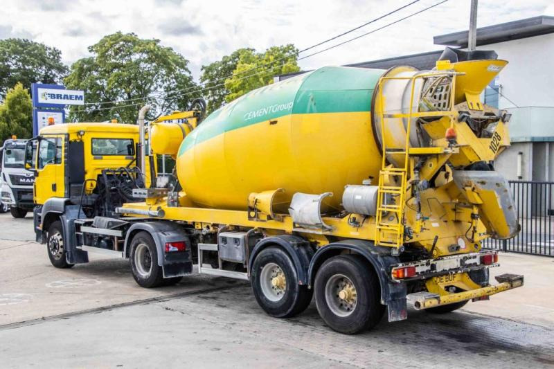 DE BUF BETON MIXER/MALAXEUR/MISCHER 10M3 - Semi-remorque malaxeur: photos 2 DE BUF BETON MIXER/MALAXEUR/MISCHER 10M3 - Semi-remorque malaxeur: photos 2