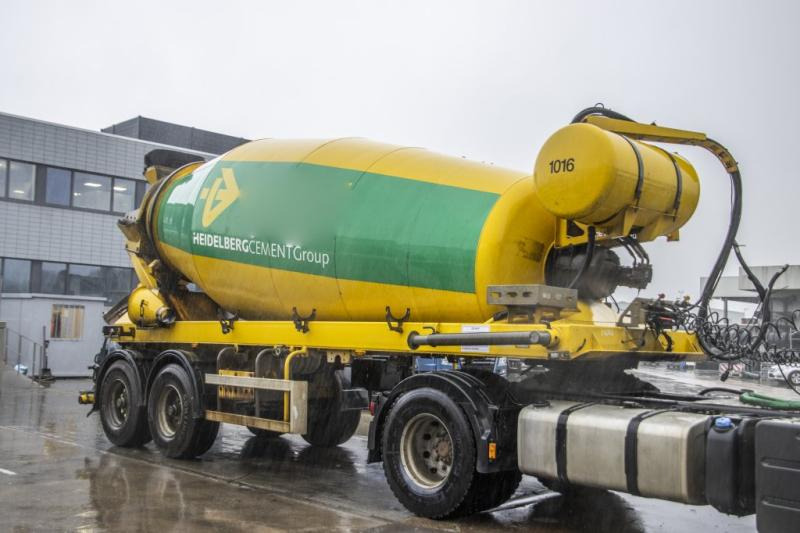 DE BUF BETON MIXER/MALAXEUR/MISCHER-12M3 - Semi-remorque malaxeur: photos 2 DE BUF BETON MIXER/MALAXEUR/MISCHER-12M3 - Semi-remorque malaxeur: photos 2