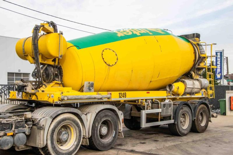 DE BUF BETON MIXER/MALAXEUR/MISCHER12M3 - Semi-remorque malaxeur: photos 1 DE BUF BETON MIXER/MALAXEUR/MISCHER12M3 - Semi-remorque malaxeur: photos 1