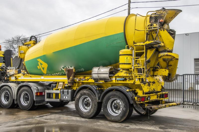 Liebherr LIEBHERR BETON MIXER/MALAXEUR/MISCHER-12M³ - Semi-remorque malaxeur: photos 5 Liebherr LIEBHERR BETON MIXER/MALAXEUR/MISCHER-12M³ - Semi-remorque malaxeur: photos 5