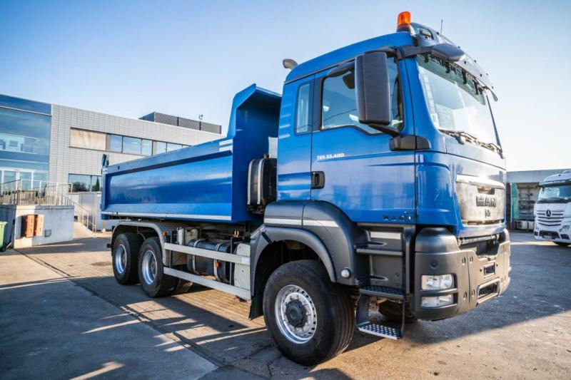 MAN TGS 33.400 BB-6x6 - Camion benne: photos 2 MAN TGS 33.400 BB-6x6 - Camion benne: photos 2