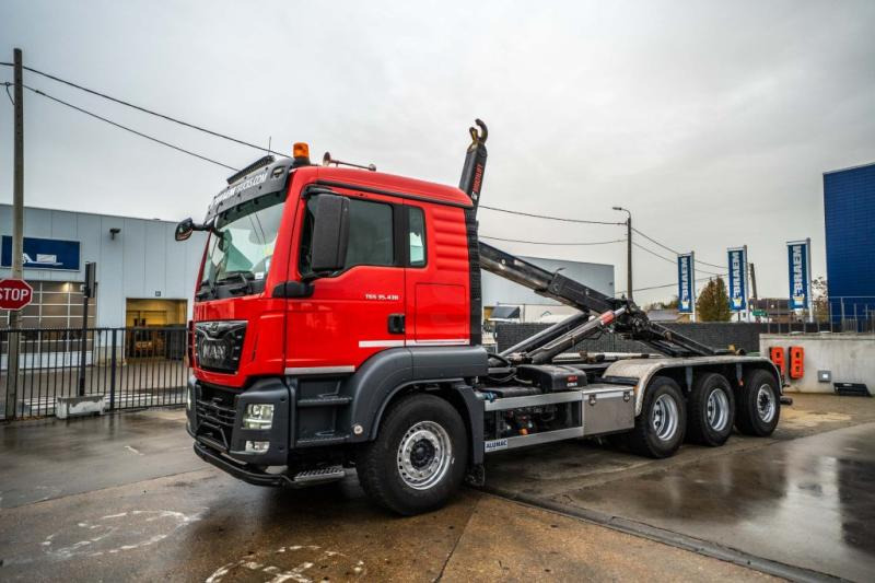 MAN TGS 35.430 BL - HIAB - Camion ampliroll: photos 1 MAN TGS 35.430 BL - HIAB - Camion ampliroll: photos 1