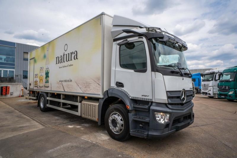 Mercedes ACTROS 2127 L+DHOLLANDIA 2T. - Camion fourgon: photos 2 Mercedes ACTROS 2127 L+DHOLLANDIA 2T. - Camion fourgon: photos 2