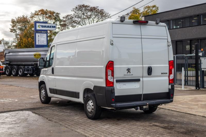 Peugeot BOXER 2.2 HDI - Fourgon utilitaire: photos 4 Peugeot BOXER 2.2 HDI - Fourgon utilitaire: photos 4