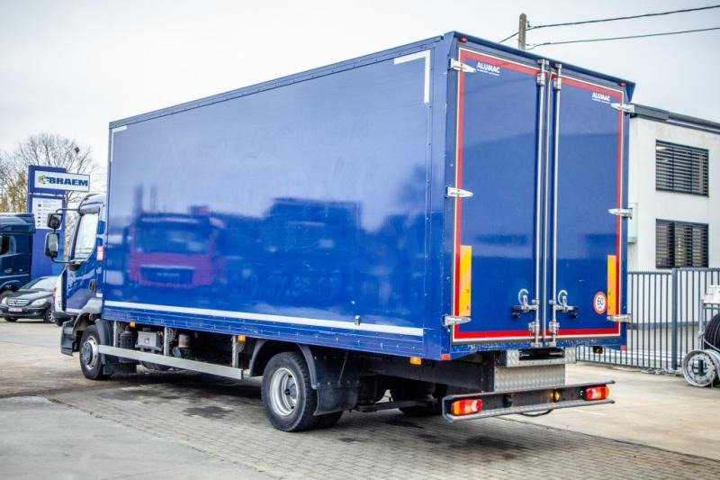 Renault D210-12T-E6 - 50000 KM - Camion fourgon: photos 4 Renault D210-12T-E6 - 50000 KM - Camion fourgon: photos 4