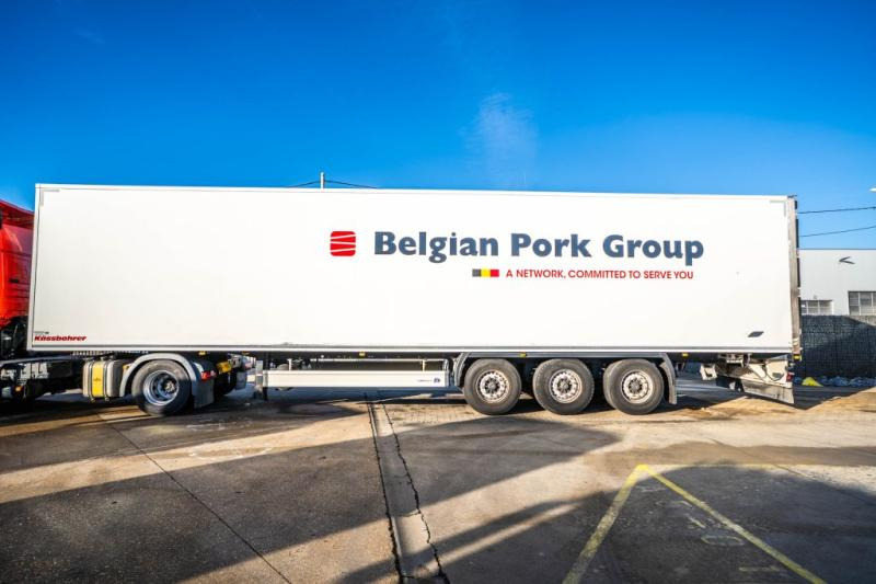 KAESSBOHRER Kässbohrer +CARRIER 1350 - Semi-remorque: photos 2 KAESSBOHRER Kässbohrer +CARRIER 1350 - Semi-remorque: photos 2