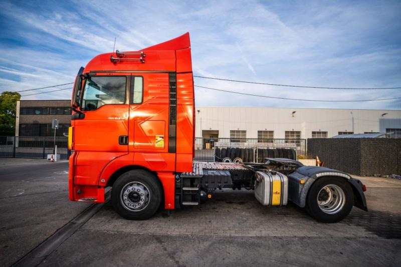 MAN TGX 18.470 XLX BLS+KIPHYDR. - Tracteur routier: photos 3 MAN TGX 18.470 XLX BLS+KIPHYDR. - Tracteur routier: photos 3