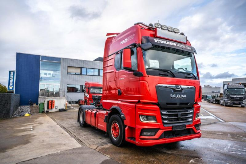 MAN TGX 18.510 LLS - INTARDER - Tracteur routier: photos 2 MAN TGX 18.510 LLS - INTARDER - Tracteur routier: photos 2