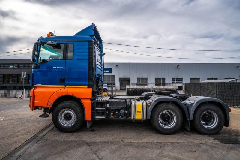 MAN TGX 26.580 XL BLS+INTARDER+BIG AXLES+HYDR. - Tracteur routier: photos 2 MAN TGX 26.580 XL BLS+INTARDER+BIG AXLES+HYDR. - Tracteur routier: photos 2