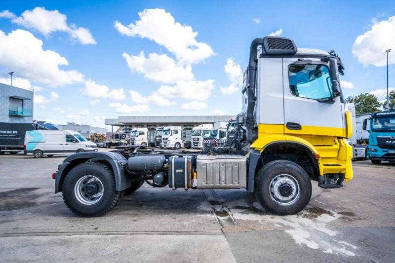 Mercedes AROCS 2045 AS (cardan) - Tracteur routier: photos 3 Mercedes AROCS 2045 AS (cardan) - Tracteur routier: photos 3