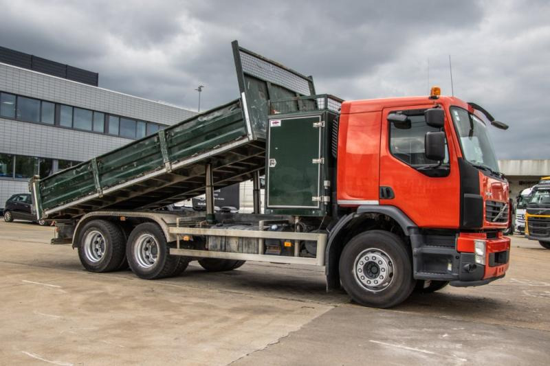 Volvo FE 300 - 172 890 KM - Camion benne: photos 2 Volvo FE 300 - 172 890 KM - Camion benne: photos 2