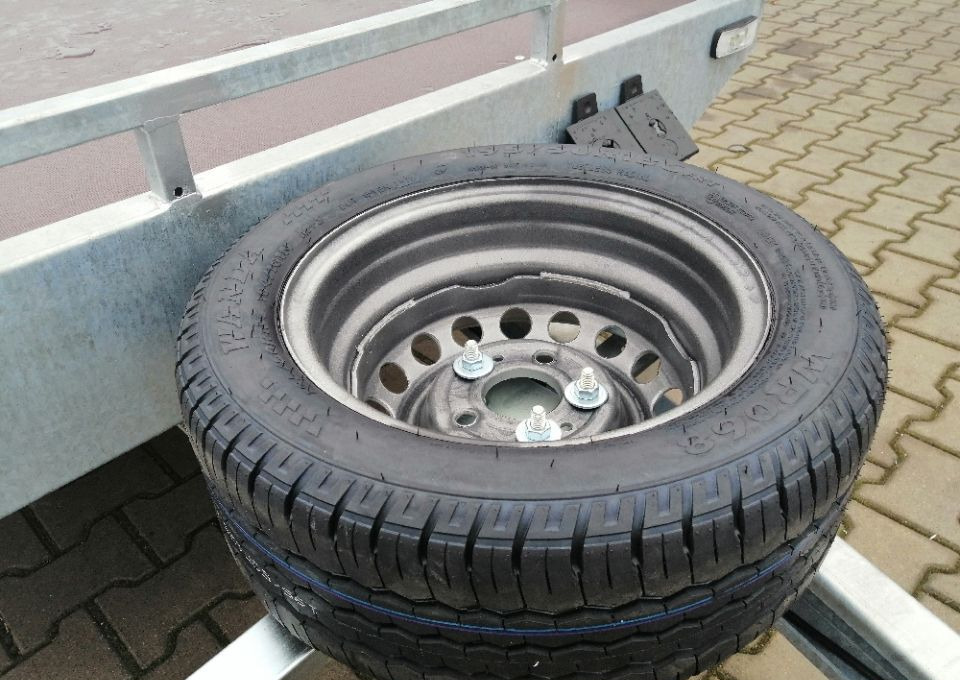 Remorque porte-voitures neuf Besttrailers BOARD z relingiem (Atlas z relingiem): photos 11 Remorque porte-voitures neuf Besttrailers BOARD z relingiem (Atlas z relingiem): photos 11