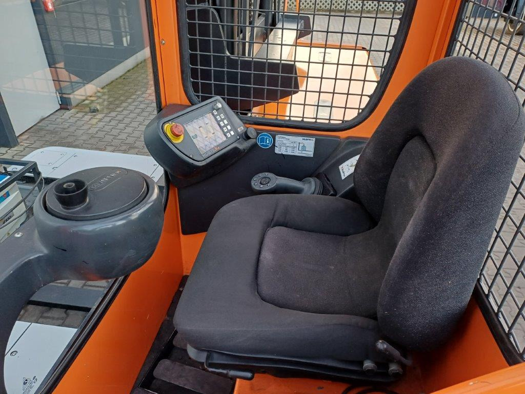 Hubtex MQ40 - TRIPLEX - Chariot multidirectionnel: photos 5 Hubtex MQ40 - TRIPLEX - Chariot multidirectionnel: photos 5