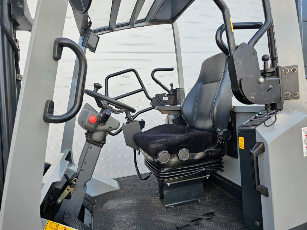 Chariot élévateur électrique Kalmar ECF70-6C: photos 6 Chariot élévateur électrique Kalmar ECF70-6C: photos 6