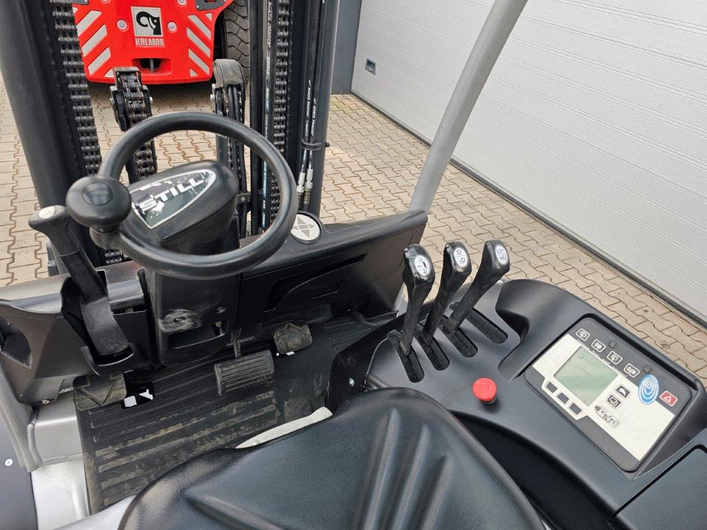 Still RX60-50 - TRIPLEX - Chariot élévateur électrique: photos 5 Still RX60-50 - TRIPLEX - Chariot élévateur électrique: photos 5