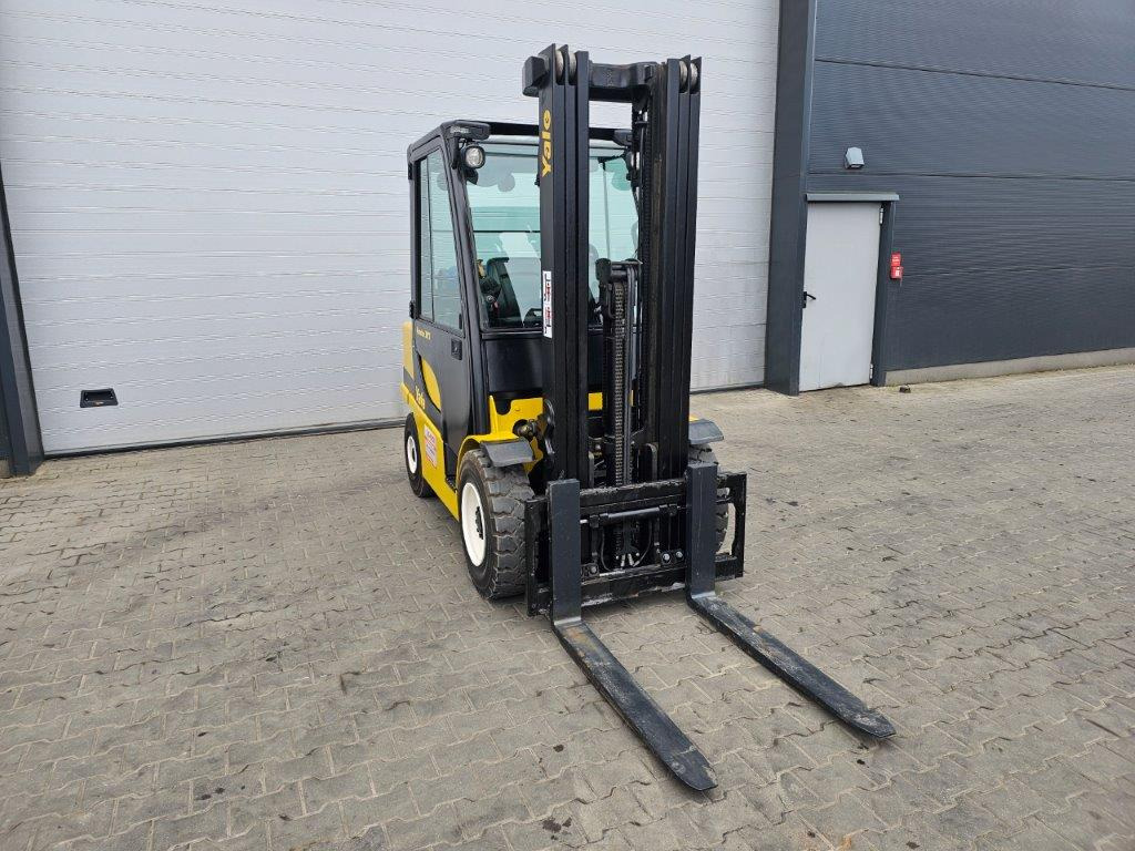 Yale GLP30VX - TRIPLEX - Chariot élévateur: photos 4 Yale GLP30VX - TRIPLEX - Chariot élévateur: photos 4