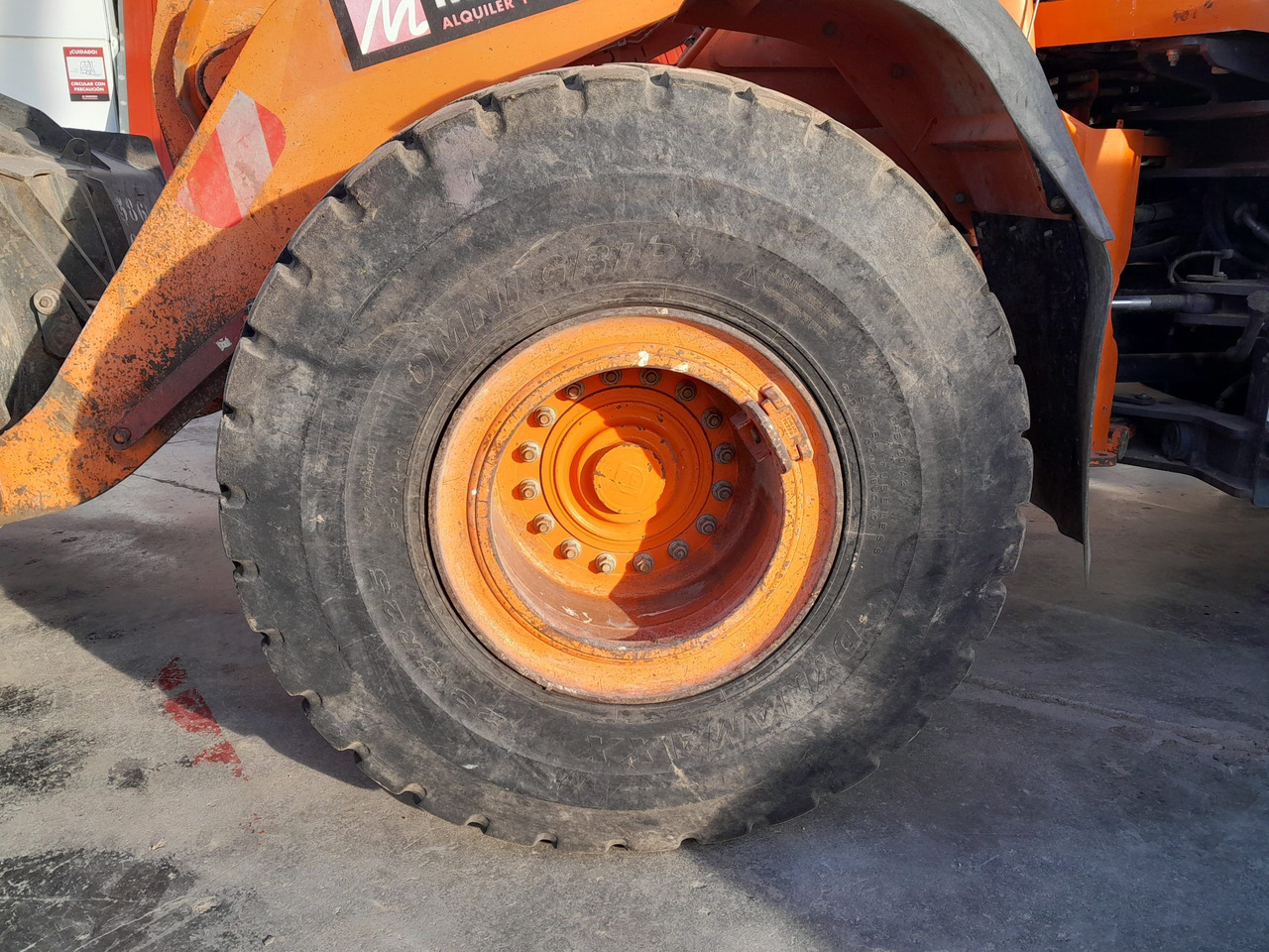 Chargeuse sur pneus DOOSAN DL300 L/AUX: photos 10