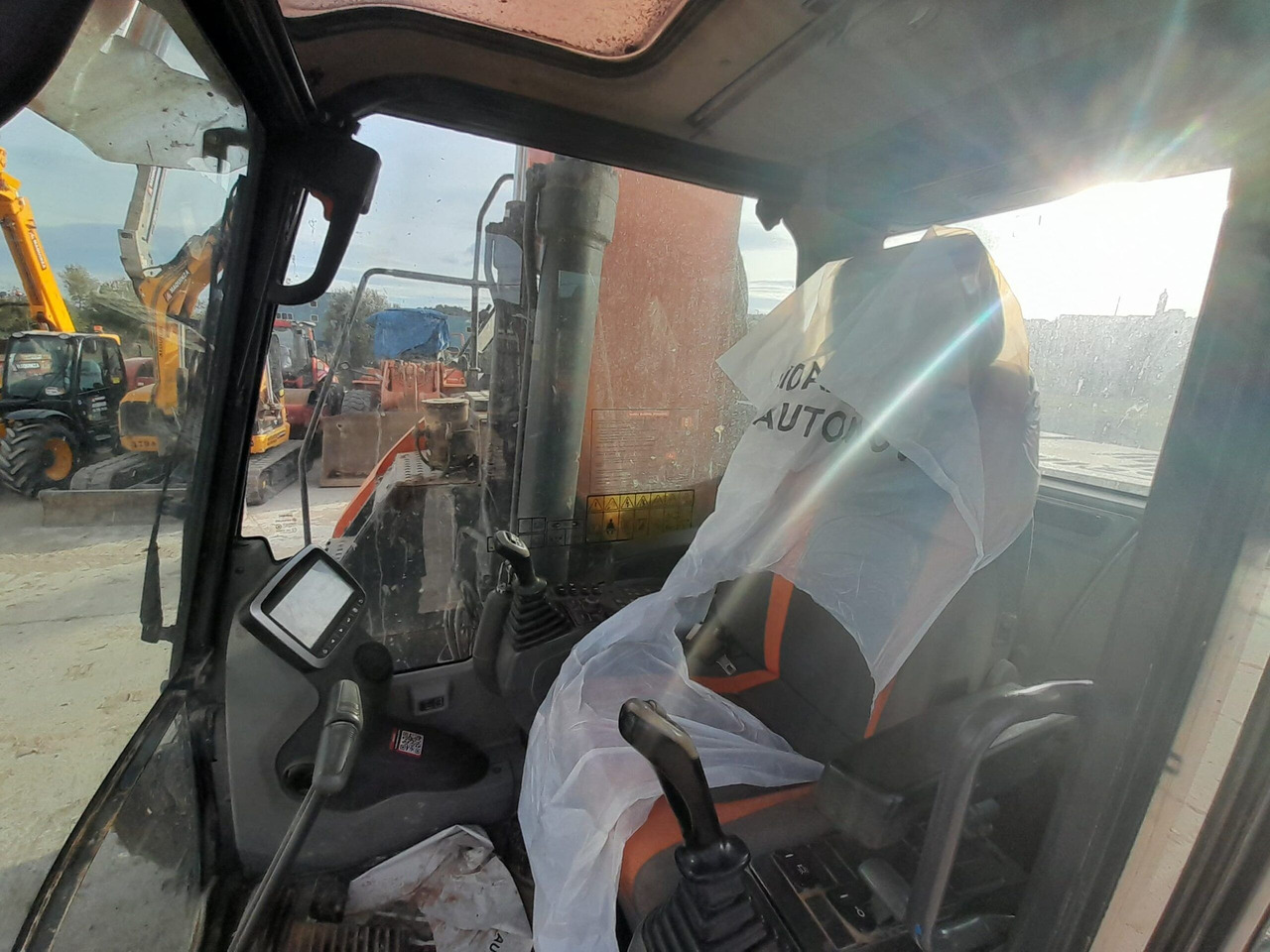Pelle sur chenille DOOSAN DX235LCR: photos 10