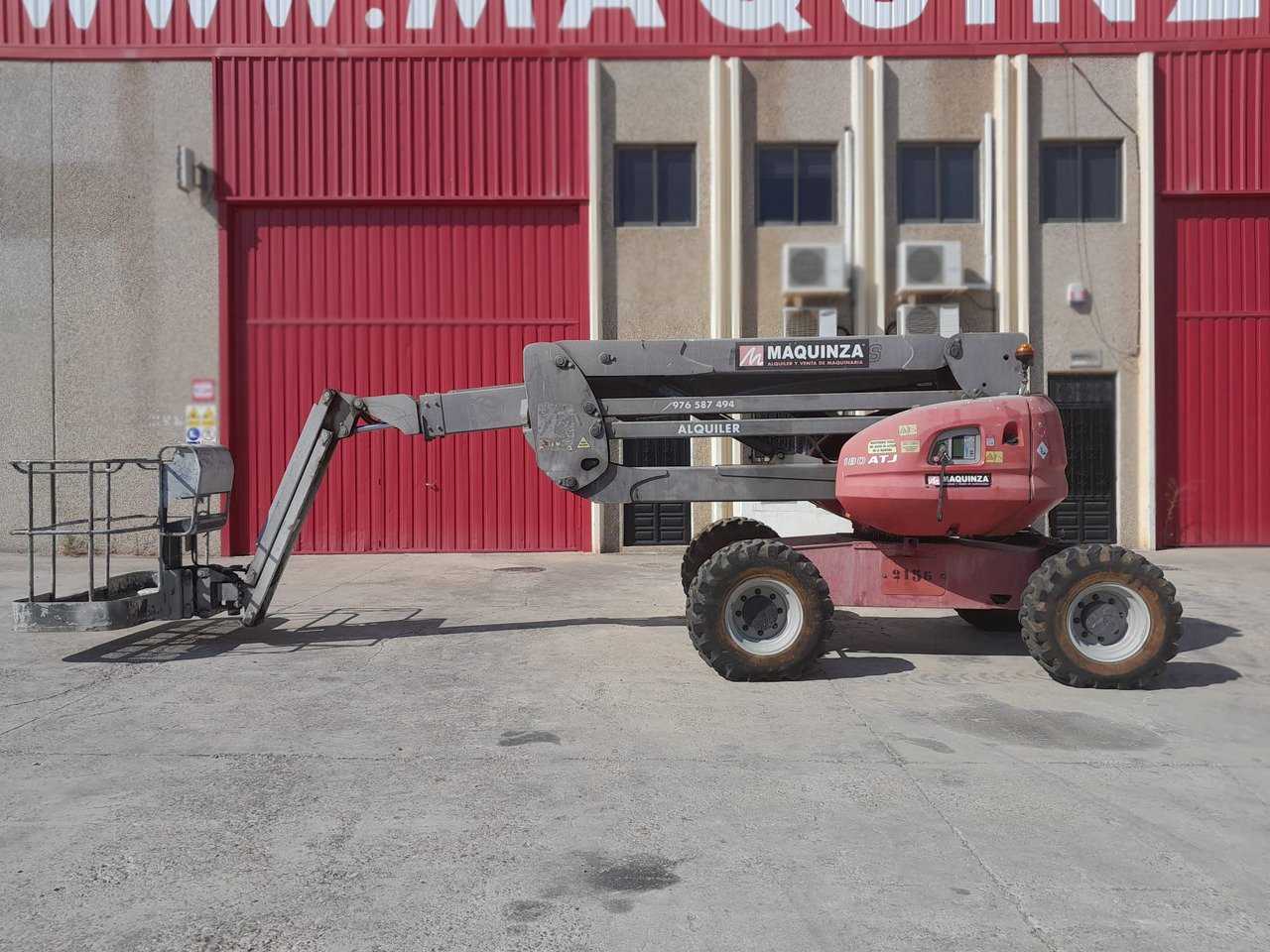 MANITOU 180ATJ - Nacelle articulée: photos 1 MANITOU 180ATJ - Nacelle articulée: photos 1