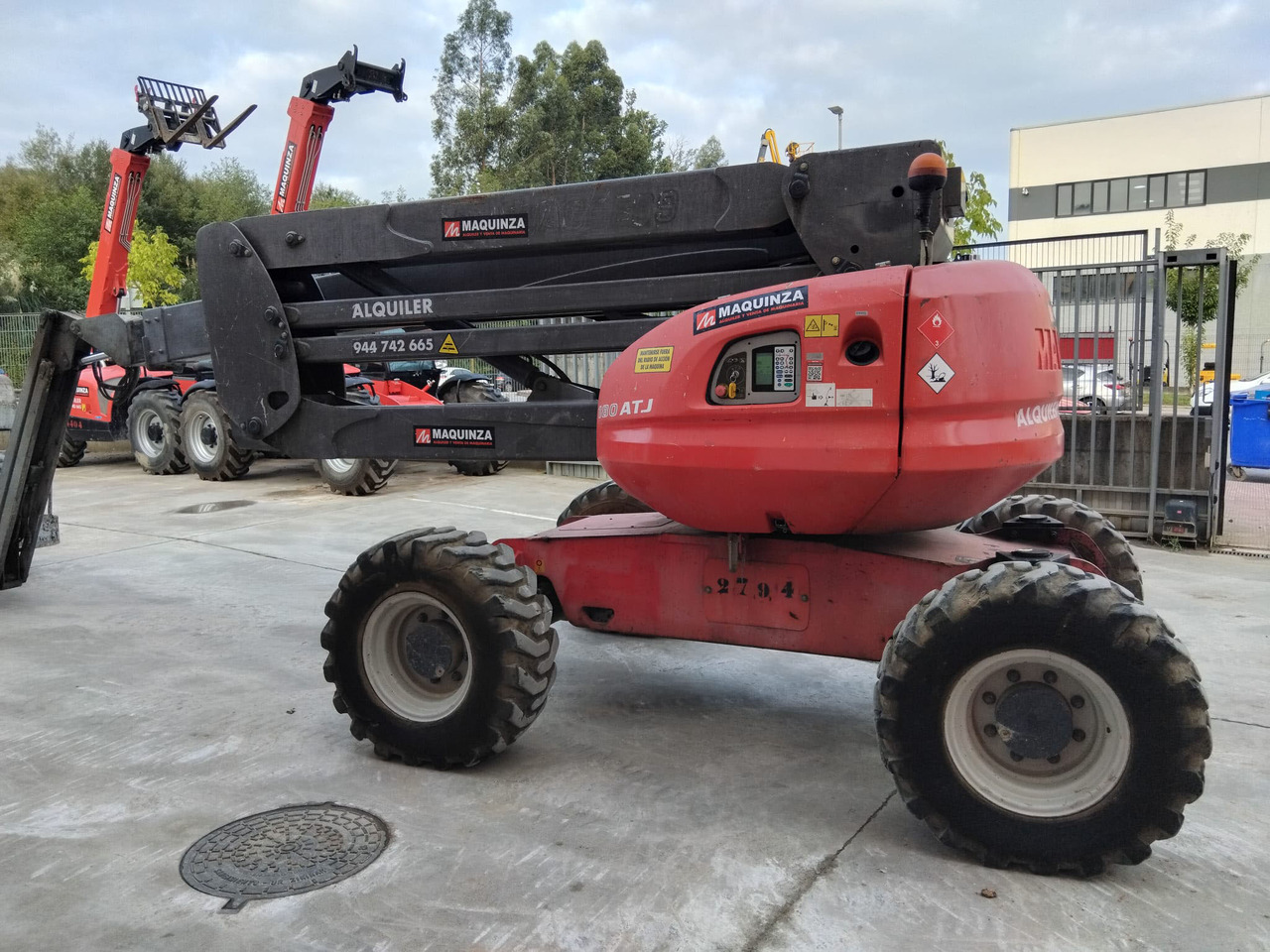 MANITOU 180ATJ - Nacelle articulée: photos 2 MANITOU 180ATJ - Nacelle articulée: photos 2