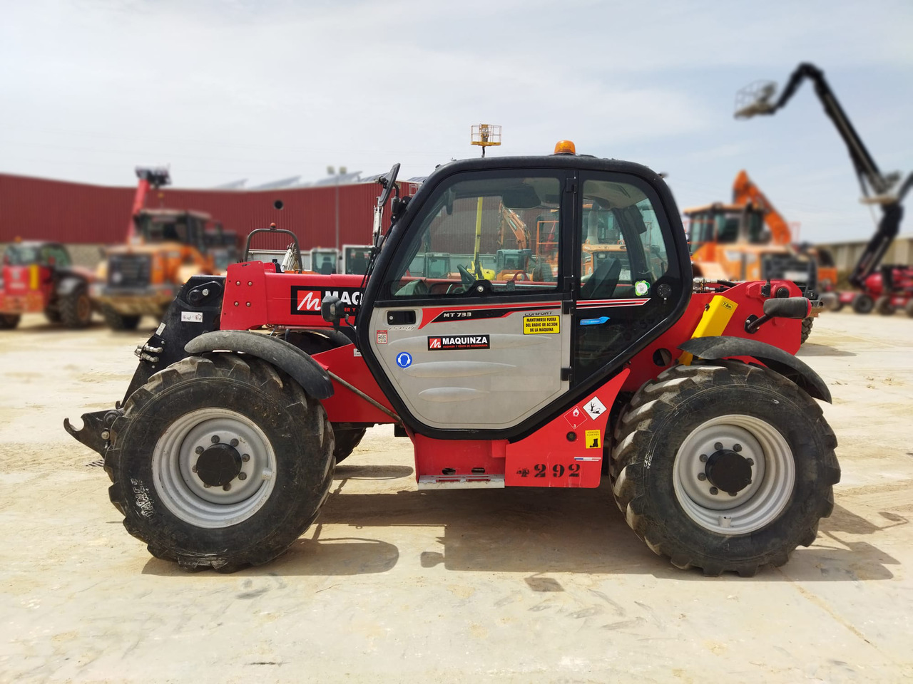 MANITOU MT733 EASY 75D - Chariot télescopique: photos 1 MANITOU MT733 EASY 75D - Chariot télescopique: photos 1