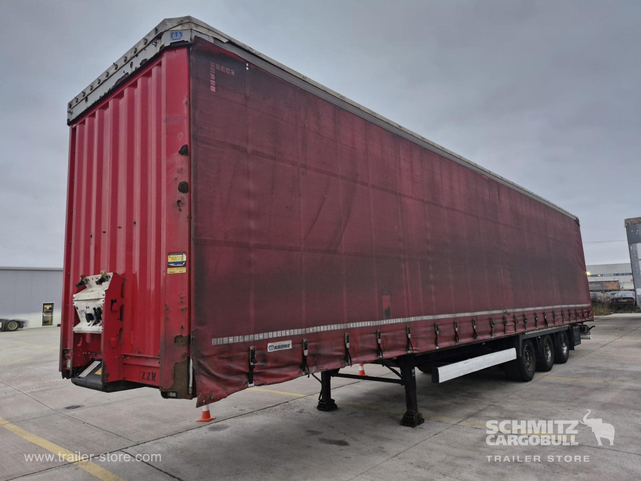 KRONE Curtainsider Mega - Semi-remorque rideaux coulissants: photos 3 KRONE Curtainsider Mega - Semi-remorque rideaux coulissants: photos 3
