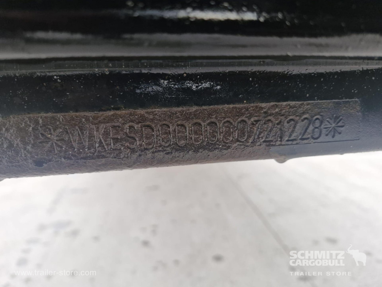 KRONE Curtainsider Mega - Semi-remorque rideaux coulissants: photos 4 KRONE Curtainsider Mega - Semi-remorque rideaux coulissants: photos 4