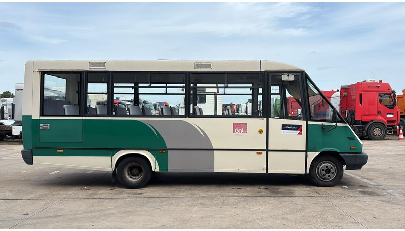 Iveco 59-12 (BELGIAN BUS / 29 SEATS / MANUAL PUMP / LAMES / STEEL SUSP.) - Bus urbain: photos 3 Iveco 59-12 (BELGIAN BUS / 29 SEATS / MANUAL PUMP / LAMES / STEEL SUSP.) - Bus urbain: photos 3