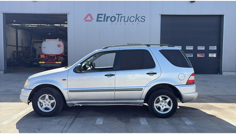 SUV Mercedes-Benz M-Klasse ML 270 CDI: photos 9