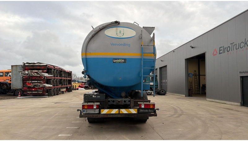 Mercedes-Benz actros 4140 (8X4 / EPS / CHASSIS 8M LONGEUR !! / GRAND PONT / LAMES / FREINS TAMBOURS / MP1) - Châssis cabine: photos 5 Mercedes-Benz actros 4140 (8X4 / EPS / CHASSIS 8M LONGEUR !! / GRAND PONT / LAMES / FREINS TAMBOURS / MP1) - Châssis cabine: photos 5