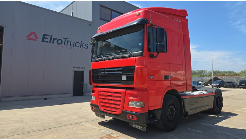 DAF XF 105.410 (BOITE MANUELLE / SUPER PROPRE !!! / TRES BONNE ETAT / AIRCO / MANUAL GEARBOX) - Tracteur routier: photos 1 DAF XF 105.410 (BOITE MANUELLE / SUPER PROPRE !!! / TRES BONNE ETAT / AIRCO / MANUAL GEARBOX) - Tracteur routier: photos 1
