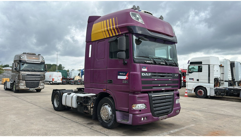 DAF XF 105.460 (BOITE MANUELLE / MANUAL GEARBOX / GOOD CONDITON) - Tracteur routier: photos 3 DAF XF 105.460 (BOITE MANUELLE / MANUAL GEARBOX / GOOD CONDITON) - Tracteur routier: photos 3