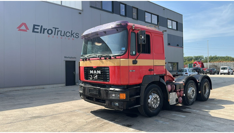 MAN 26.414 (6X2 / ORIGINAL TRACTOR UNIT / EURO 2 / MANUAL GEARBOX / BOITE MANUELLE) - Tracteur routier: photos 1 MAN 26.414 (6X2 / ORIGINAL TRACTOR UNIT / EURO 2 / MANUAL GEARBOX / BOITE MANUELLE) - Tracteur routier: photos 1