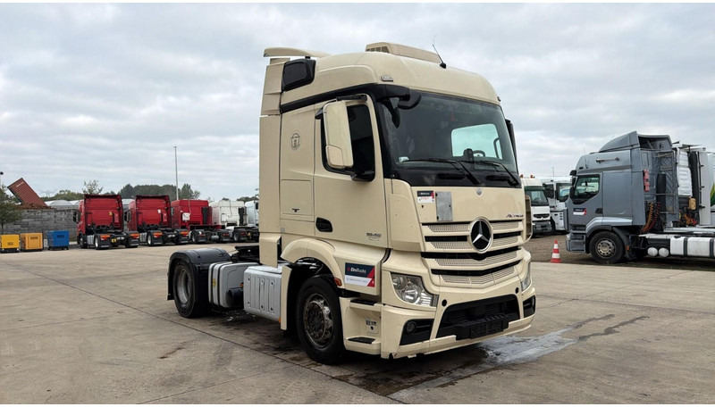 Mercedes-Benz Actros 1845 (PTO / PERFECT CONDITION / POMPE HYDRAULIQUE) - Tracteur routier: photos 2 Mercedes-Benz Actros 1845 (PTO / PERFECT CONDITION / POMPE HYDRAULIQUE) - Tracteur routier: photos 2