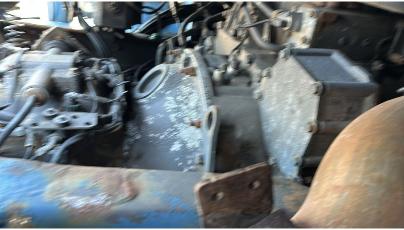 Tracteur routier Scania 124-420 (MANUAL GEARBOX / BOITE MANUELLE): photos 17