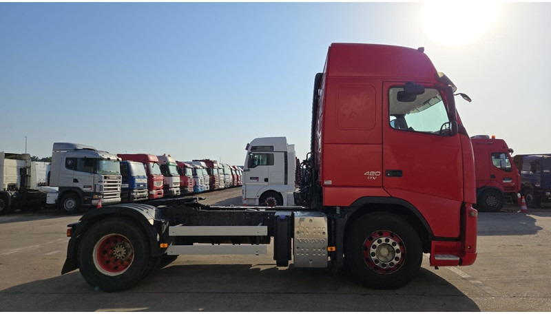 Volvo FH 420 (CLEAN TRUCK / GOOD CONDITION / CHASSIS GOOD) - Tracteur routier: photos 5 Volvo FH 420 (CLEAN TRUCK / GOOD CONDITION / CHASSIS GOOD) - Tracteur routier: photos 5
