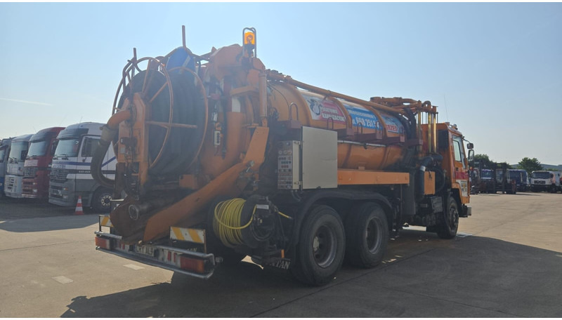 Volvo FL 10 - 320 (10500L + 1500L / 10 TYRES FULL STEEL / HIGH PRESSURE + VACUUM / POMPE MANUELLE / MANUAL PUMP) - Camion hydrocureur: photos 5 Volvo FL 10 - 320 (10500L + 1500L / 10 TYRES FULL STEEL / HIGH PRESSURE + VACUUM / POMPE MANUELLE / MANUAL PUMP) - Camion hydrocureur: photos 5