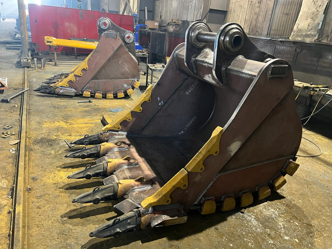 CATERPILLAR 349 Heavy Duty Bucket - Godet pour pelle pour Pelle sur chenille: photos 3 CATERPILLAR 349 Heavy Duty Bucket - Godet pour pelle pour Pelle sur chenille: photos 3