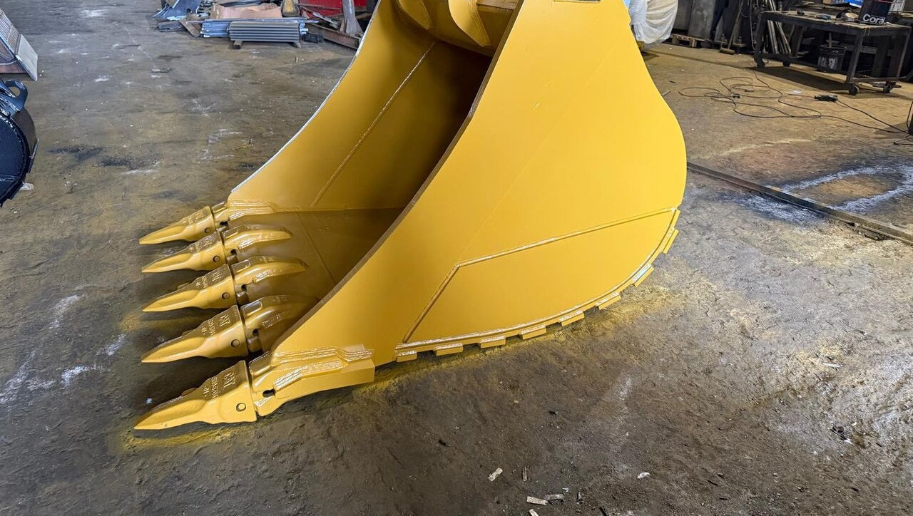 Caterpillar 352 General Purpose Bucket - Godet pour pelle: photos 1 Caterpillar 352 General Purpose Bucket - Godet pour pelle: photos 1