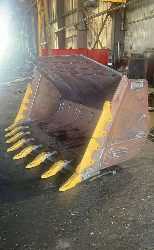 Caterpillar 950L Heavy Duty Bucket - Godet pour chargeur: photos 1 Caterpillar 950L Heavy Duty Bucket - Godet pour chargeur: photos 1